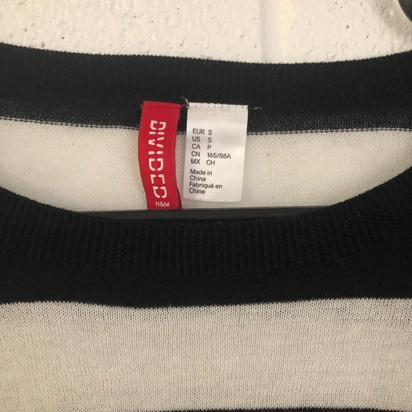H&M Striped Crew Neck knit long sleeve Size Small - Picture 6 of 7